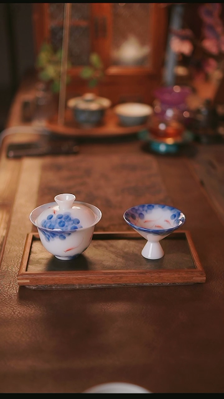 冰种璞玉年年有余盖碗+杯+干泡盘