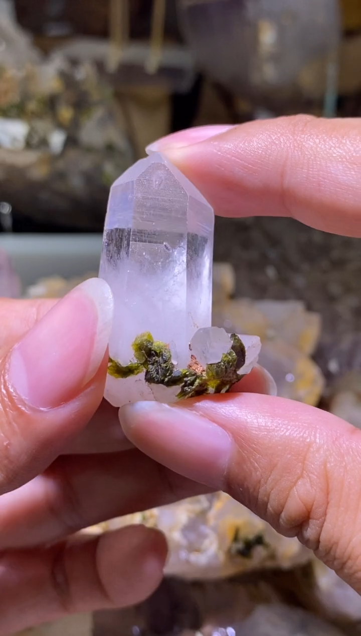 未镶嵌珠宝半成品水晶87号号四川超七花园水晶柱子