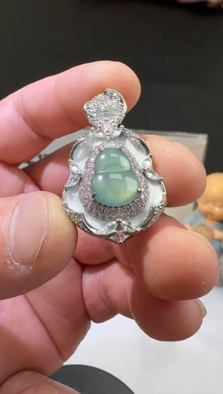 【闪购商品】翡翠颈饰合金00056633-