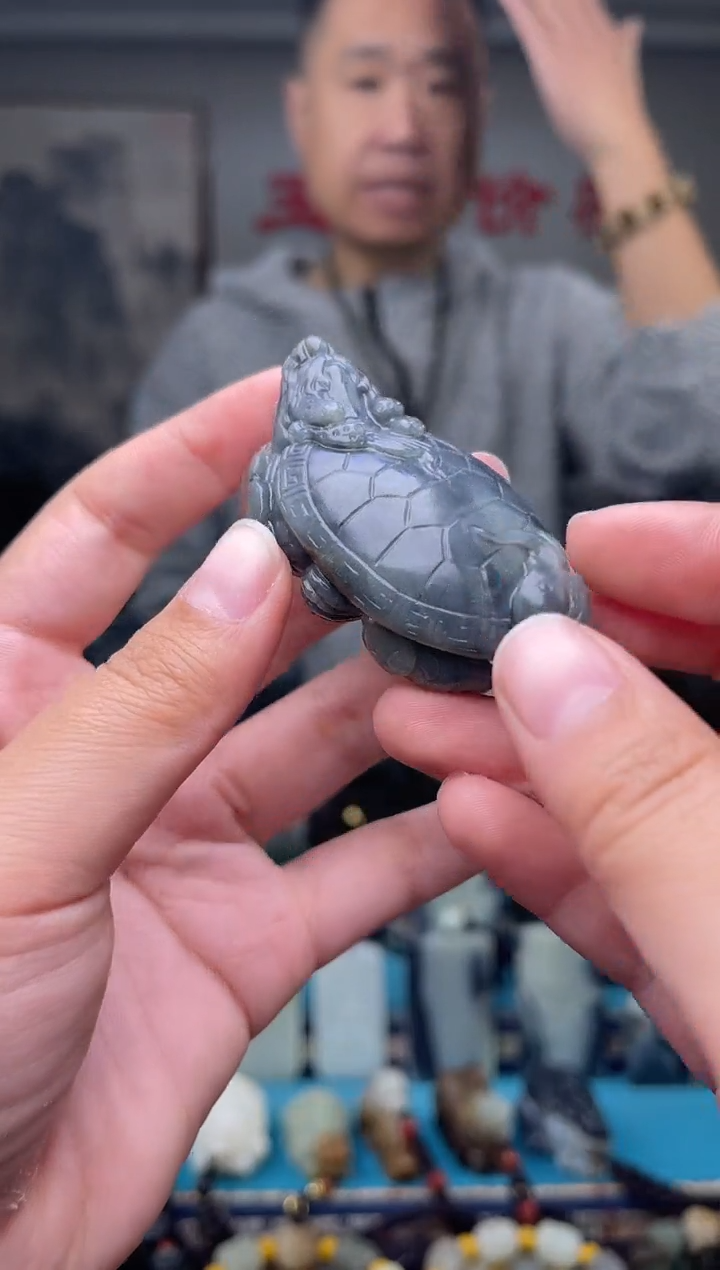 未镶嵌和田玉挂件1