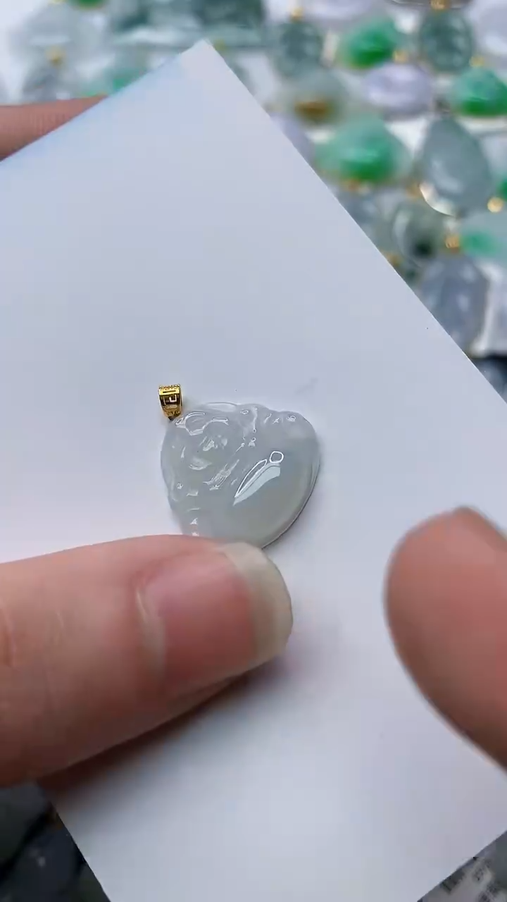 【闪购商品】翡翠颈饰18K金镶嵌17..........