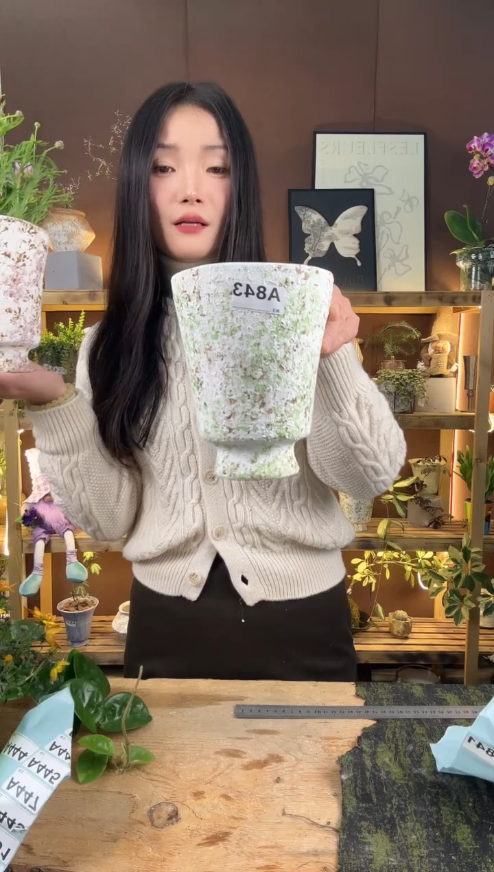 无花朵编号  843   景德镇手工花盆