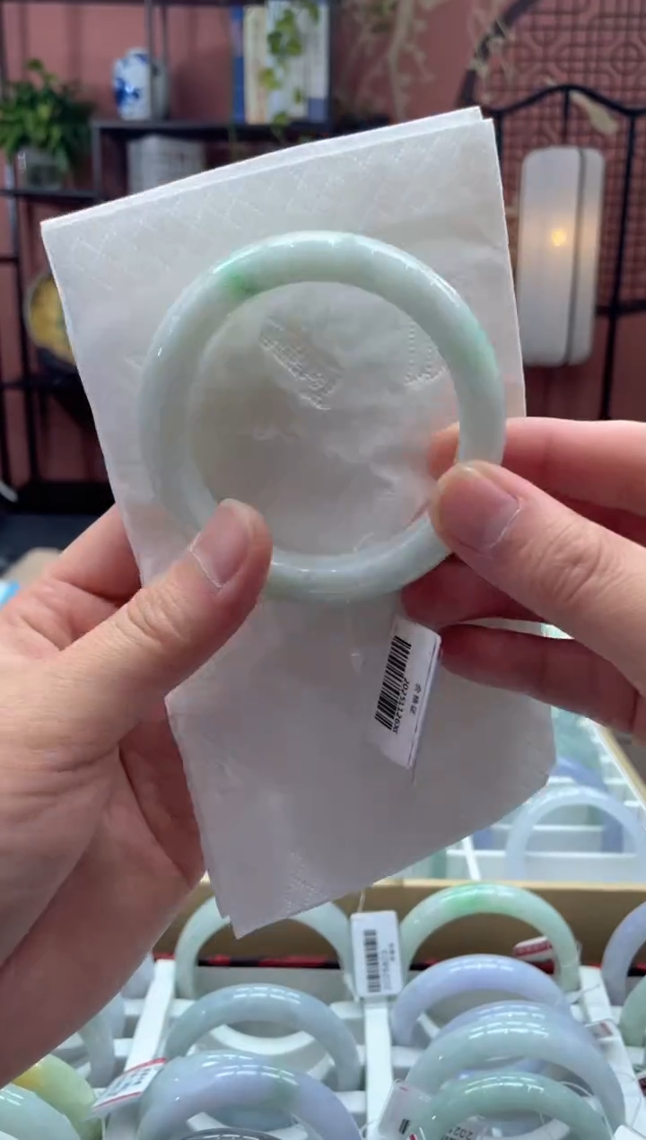 未镶嵌手镯翡翠00006047