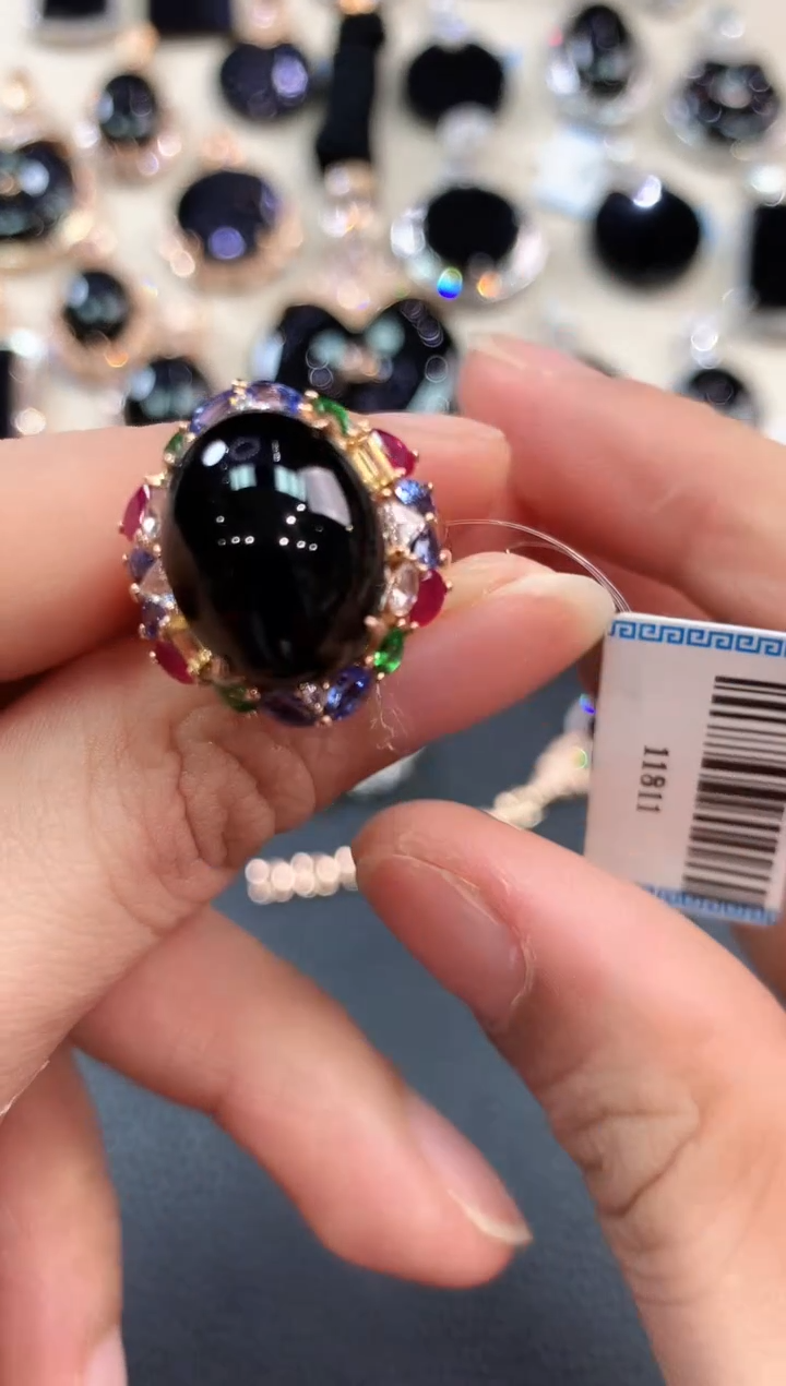 【闪购商品】翡翠戒指18K金镶嵌n91       