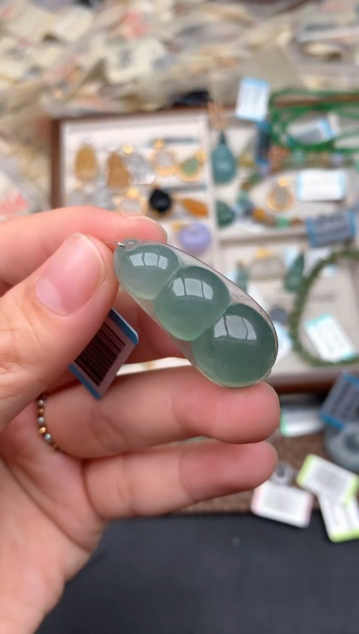 未镶嵌挂件翡翠一