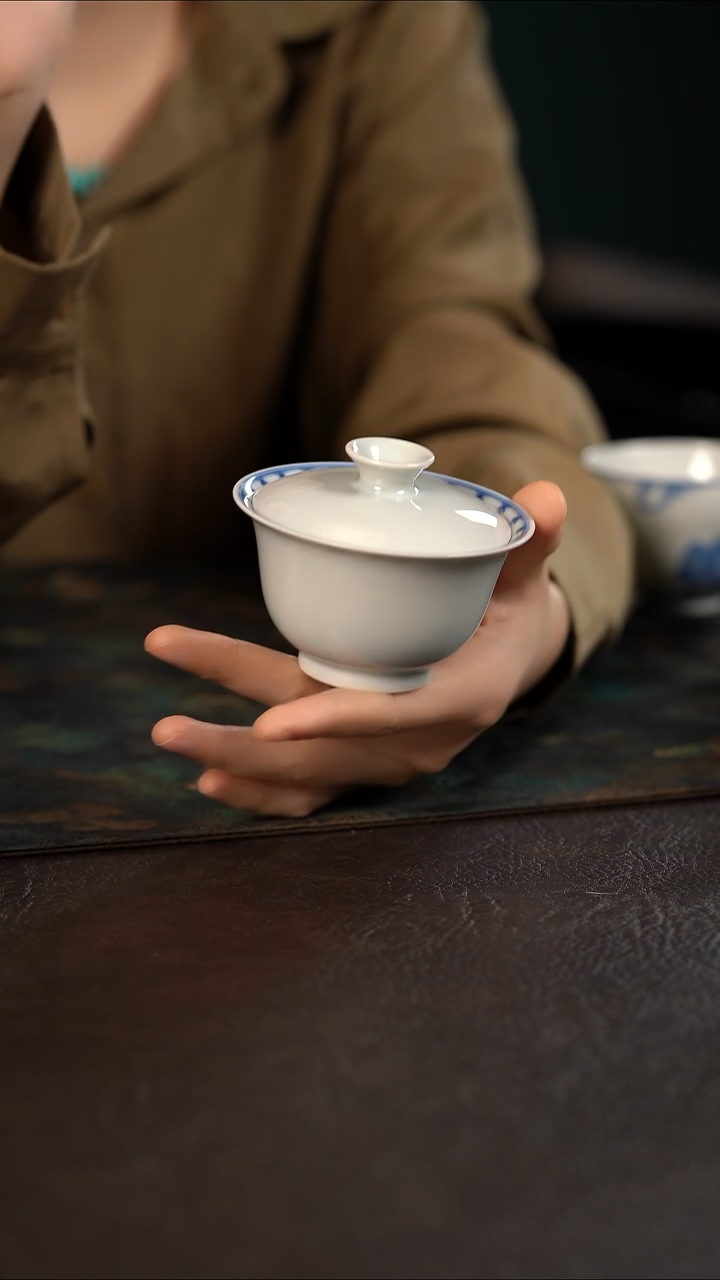 杯聚澜堂素宝相小盖碗