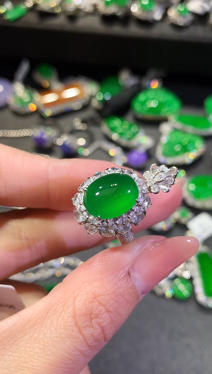 【闪购商品】翡翠戒指18K金镶嵌90-戒指