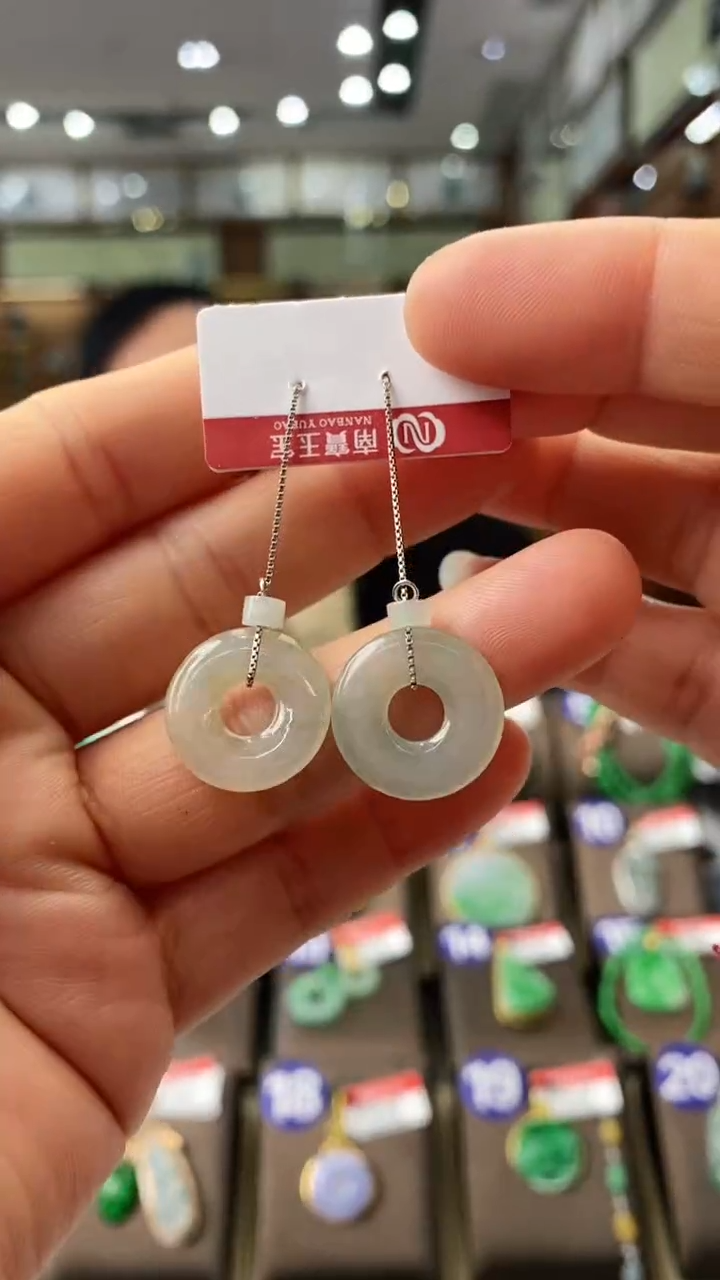 【闪购商品】翡翠耳饰银S925镶嵌耳饰