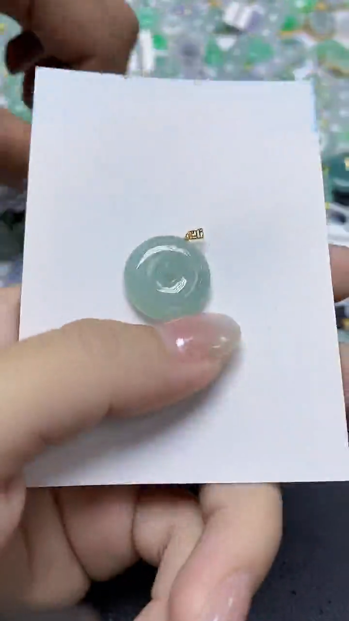 翡翠未镶嵌颈饰天然缅甸翡翠A货