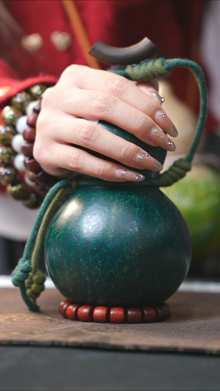 【闪购商品】WZ105绿色中容量酒葫芦随缘发