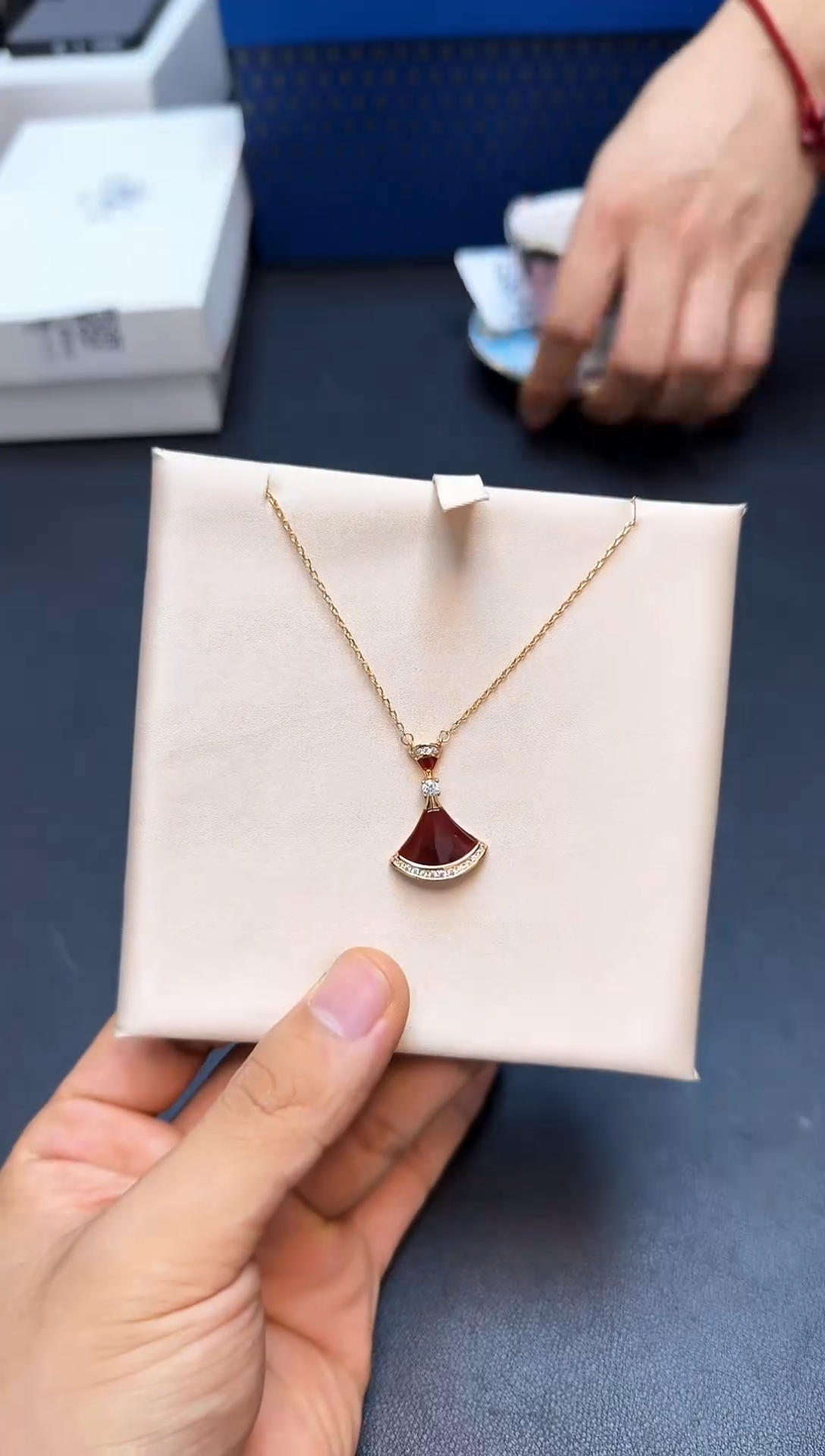 瓷片全新正品一件不留@@WE1321