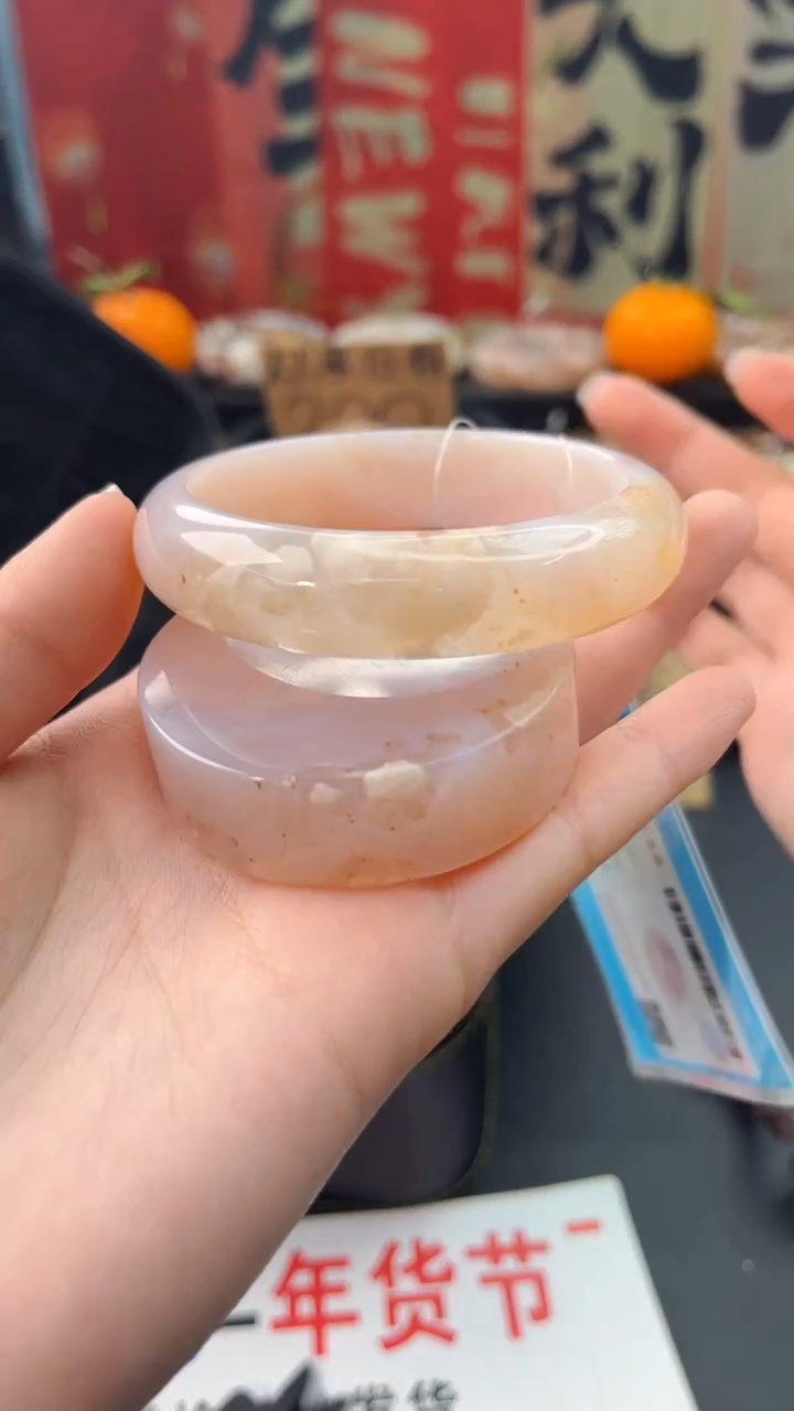 【闪购商品】石英质玉手镯未镶嵌赠送镯心（57圈口）