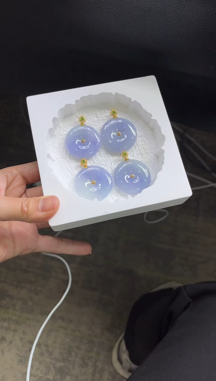 【闪购商品】翡翠颈饰18K金镶嵌L19 /多样性发一件/配绳子