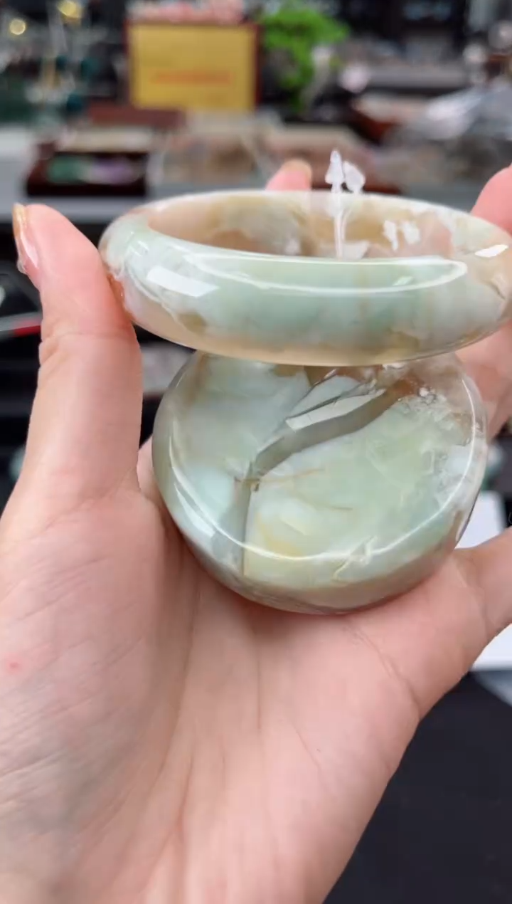 【闪购商品】石英质玉手镯未镶嵌59圈口（赠品镯心）6821068