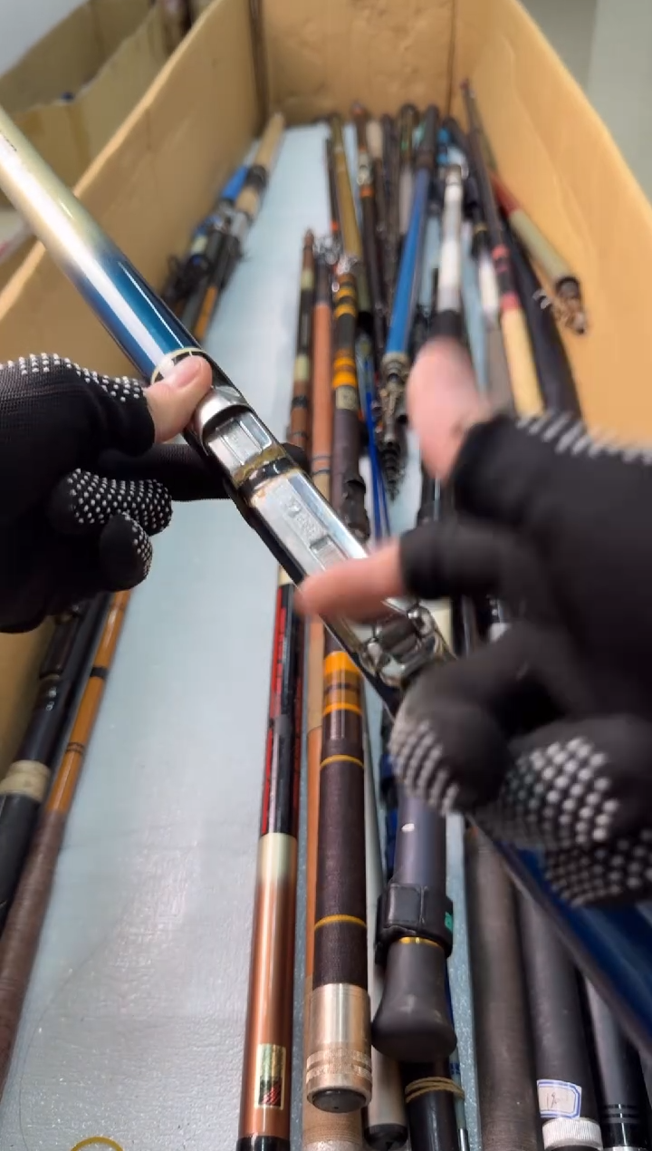 @*哥孤品微z瑕实物以直播间 为准加10元发顺丰