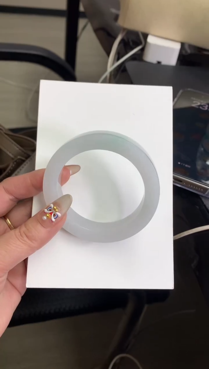 【闪购商品】定制翡翠手镯未镶嵌定制货品不退不换发一件