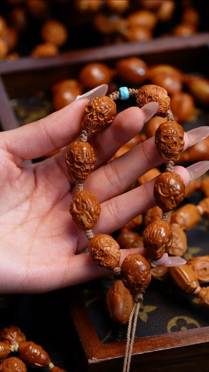 【闪购商品】橄榄核吊坠苏工橄榄核