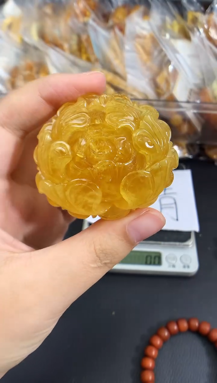 蜜蜡未镶嵌珠宝奇石1