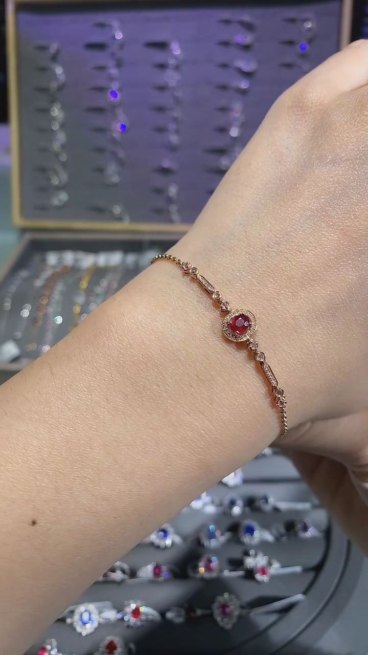 【闪购商品】红宝石手链18K金镶嵌手链