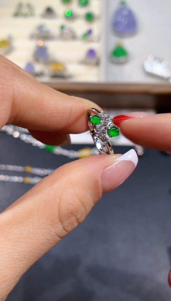 【闪购商品】翡翠戒指18K金镶嵌ZSH69010