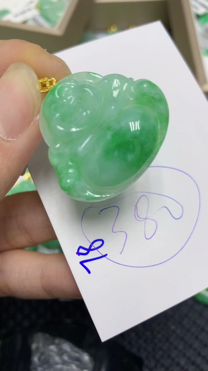 颈饰18K金镶嵌翡翠缅甸A货翡翠