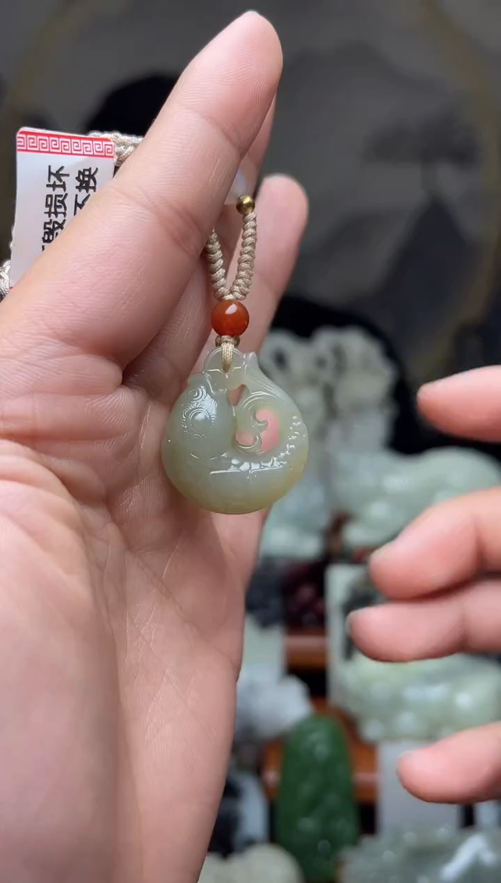 【闪购商品】和田玉吊坠未镶嵌74