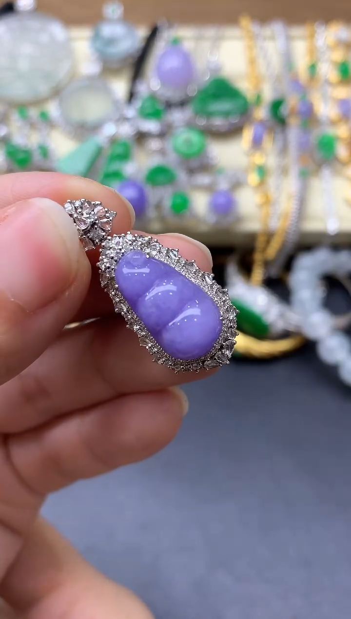 颈饰18K金镶嵌翡翠289-中国好珍宝