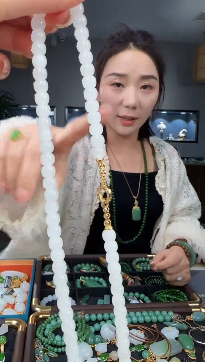 吊坠(不含链)未镶嵌和田玉1