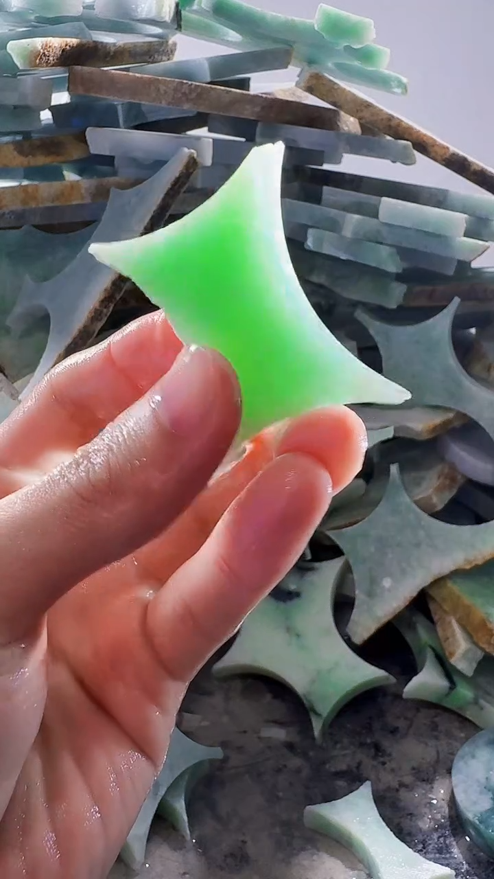 裸石翡翠缅甸翡翠A货文6150