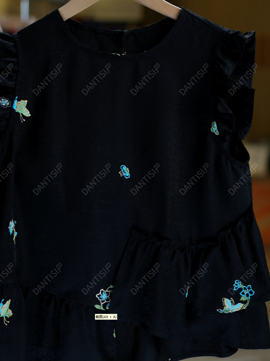 蝶絮醉<<非遗美学>>1969夏季洋气圆领不规则减龄上衣