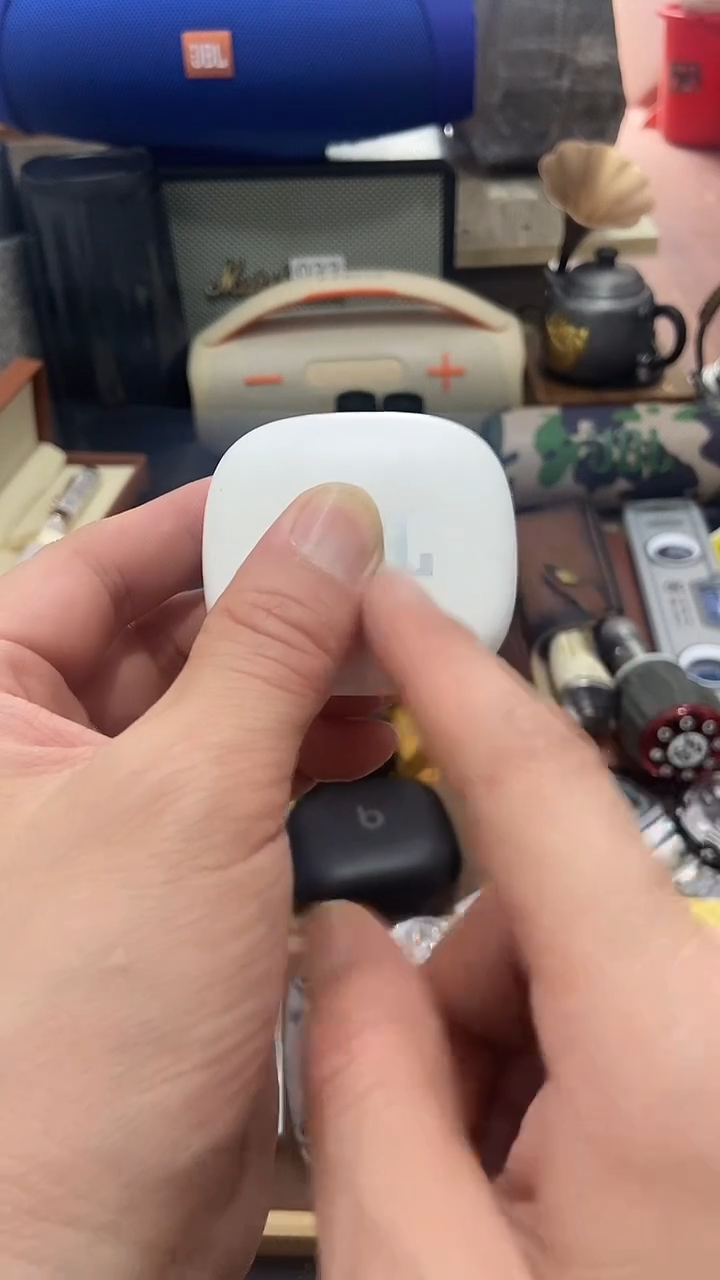 瓷片闪购商品  如图所示