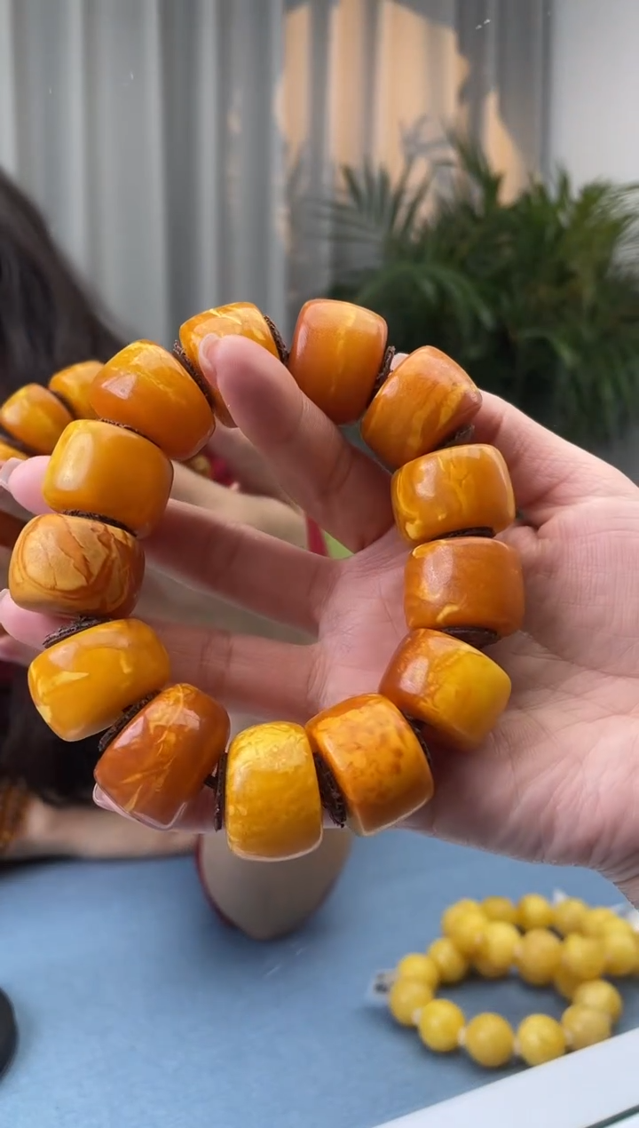 【闪购商品】蜜蜡珠宝奇石未镶嵌假一罚十，发一件0109.24