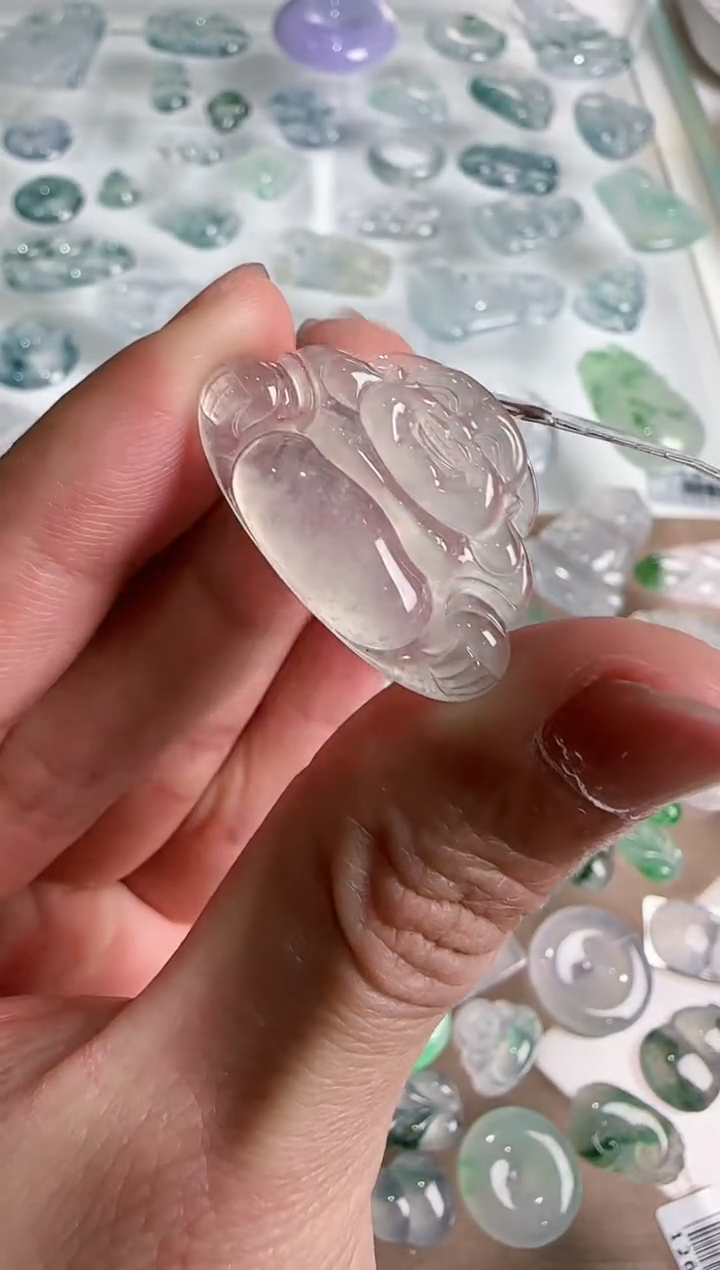 【闪购商品】翡翠吊坠(不含链)未镶嵌··