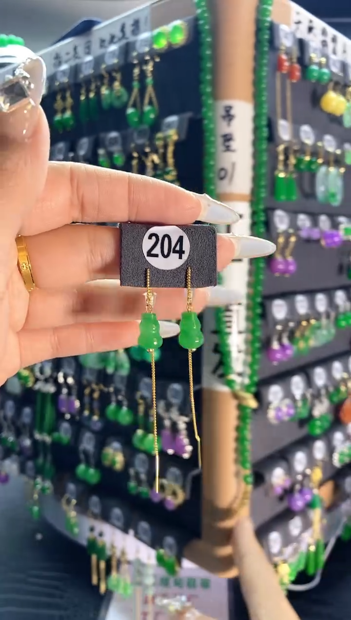 【闪购商品】翡翠颈饰银S925镶嵌204...