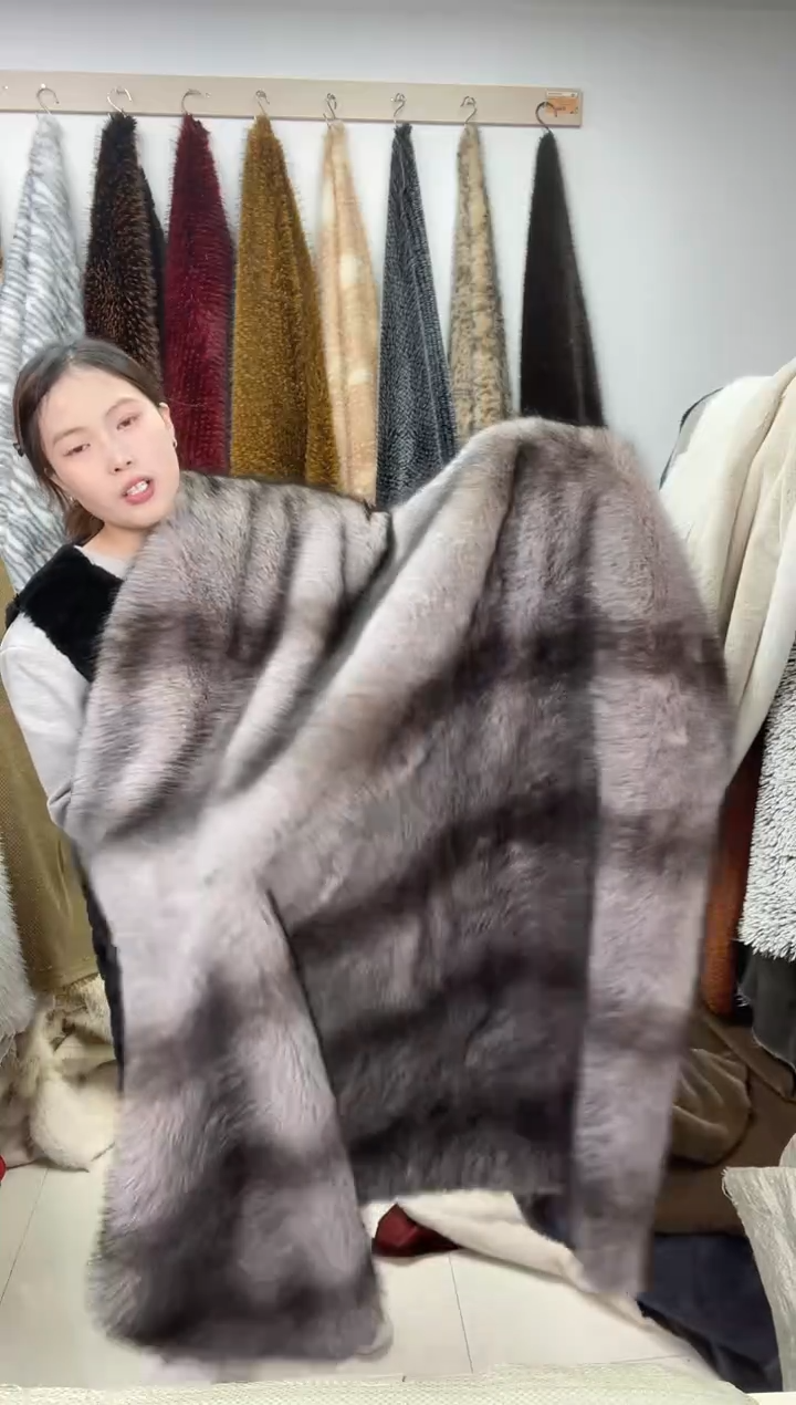 狐狸毛D878尺寸1.8*1.1