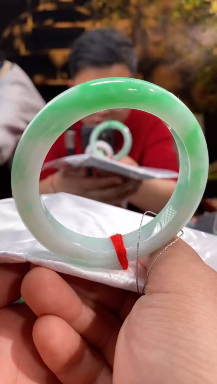 【闪购商品】翡翠手镯未镶嵌90057-天然翡翠a货57.5圈口小线