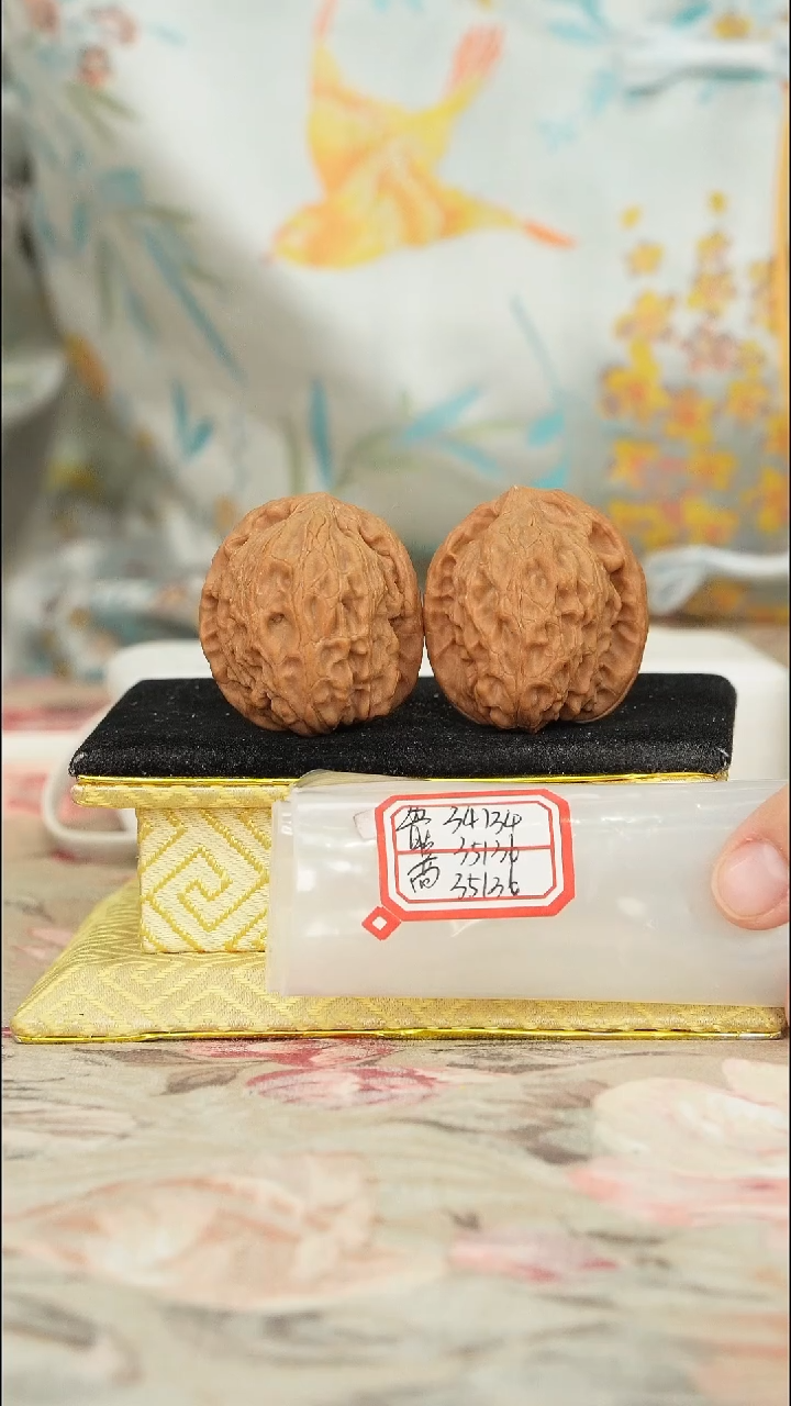 【闪购商品】文玩核桃把件非嫁接北京