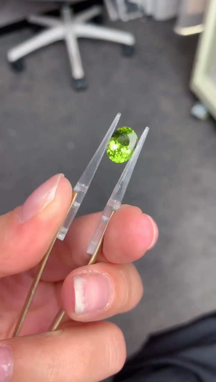 【闪购商品】橄榄石裸石未镶嵌3.1ct橄榄石