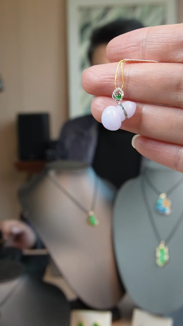 【闪购商品】翡翠颈饰18K金镶嵌天然缅甸翡翠吊坠