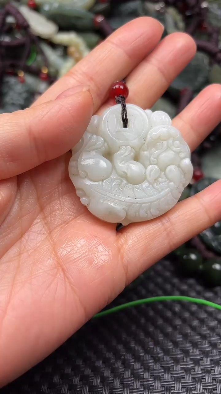 【闪购商品】和田玉颈饰未镶嵌.