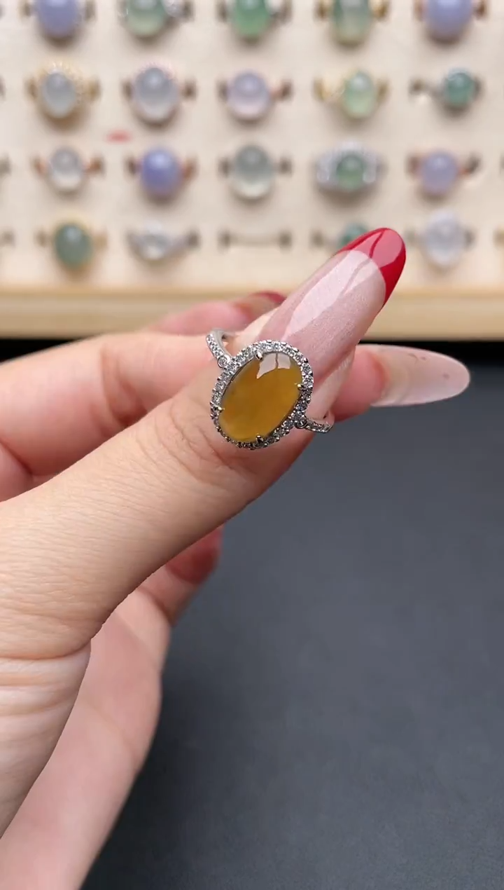 【闪购商品】翡翠戒指银S925镶嵌一物一证一礼盒