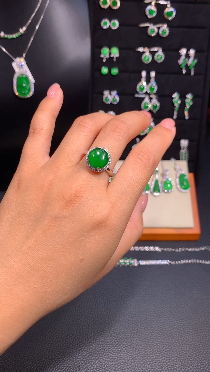 翡翠银S925镶嵌戒指多样性