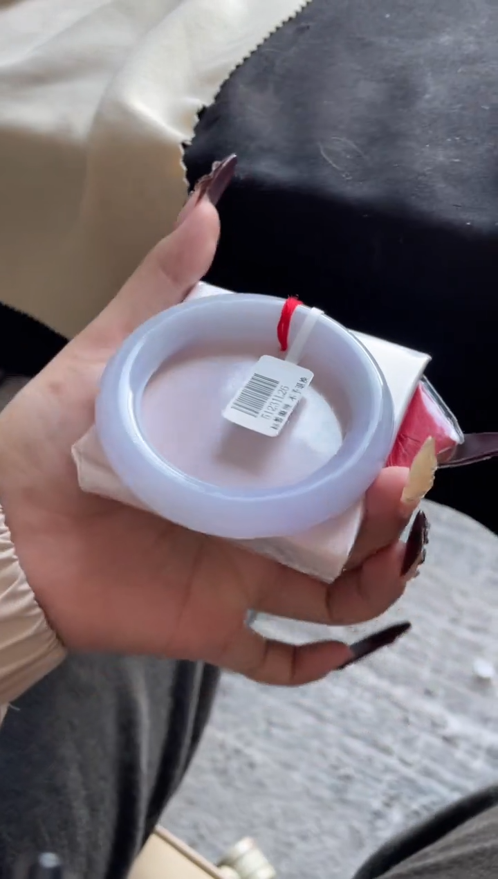 未镶嵌手镯翡翠三天鉴赏期