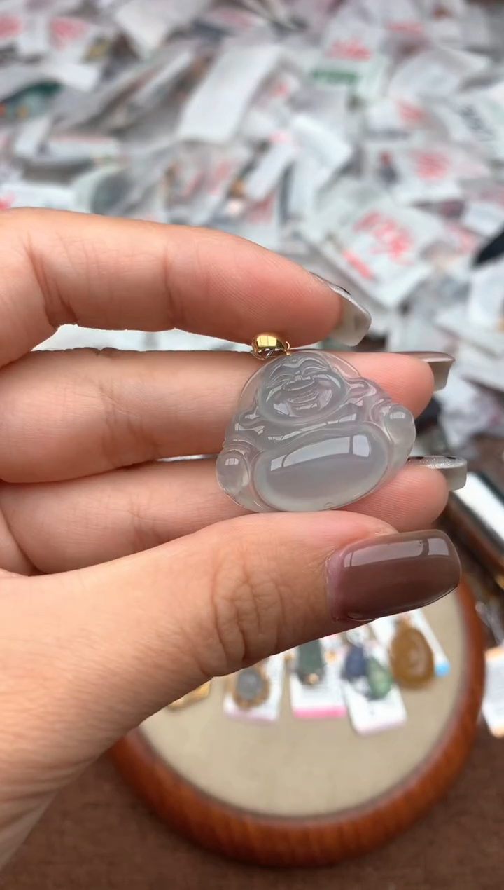 18K金镶嵌挂件翡翠—