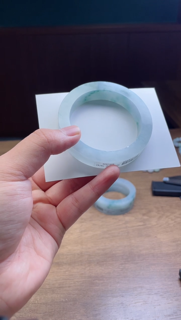 未镶嵌手镯定制翡翠藰*定制