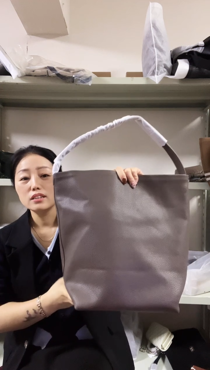 牛皮（革）高端订制时尚百搭女士手提斜跨包