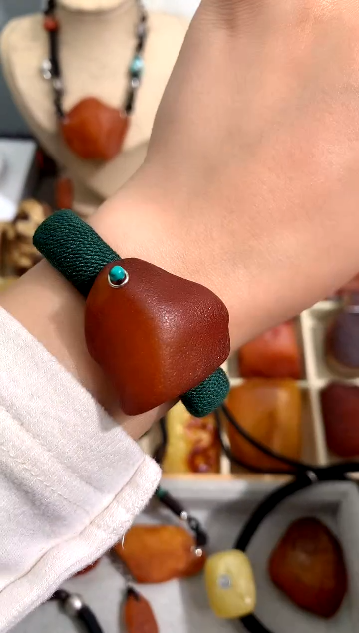 【闪购商品】蜜蜡裸石未镶嵌似玉