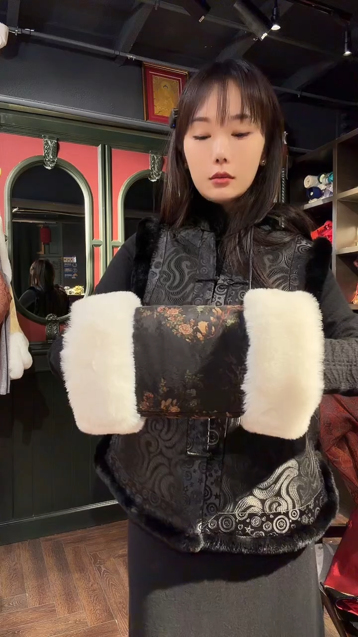 【现货】白毛 黑色香云纱手揣子