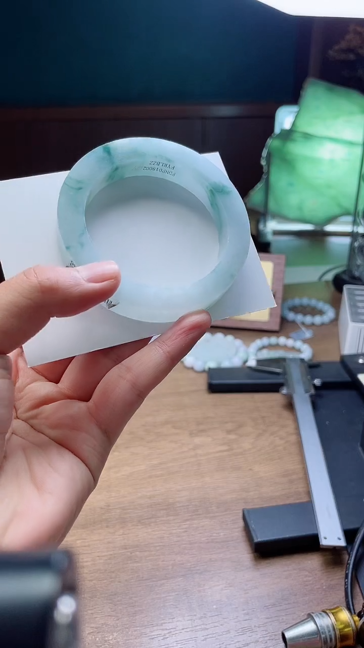 定制翡翠手镯未镶嵌米*定制