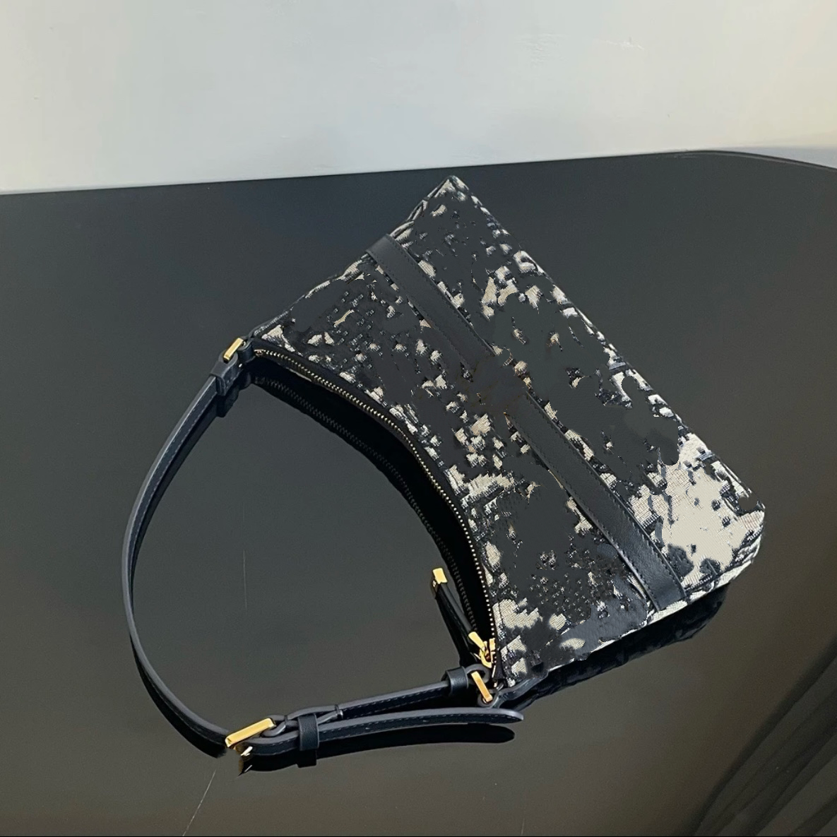 预【花】时尚百搭简约女包34209-1